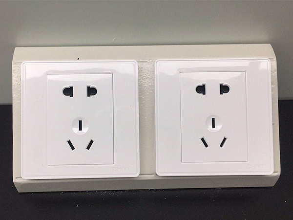 實(shí)驗(yàn)臺(tái)插座 實(shí)驗(yàn)室島式插座86型